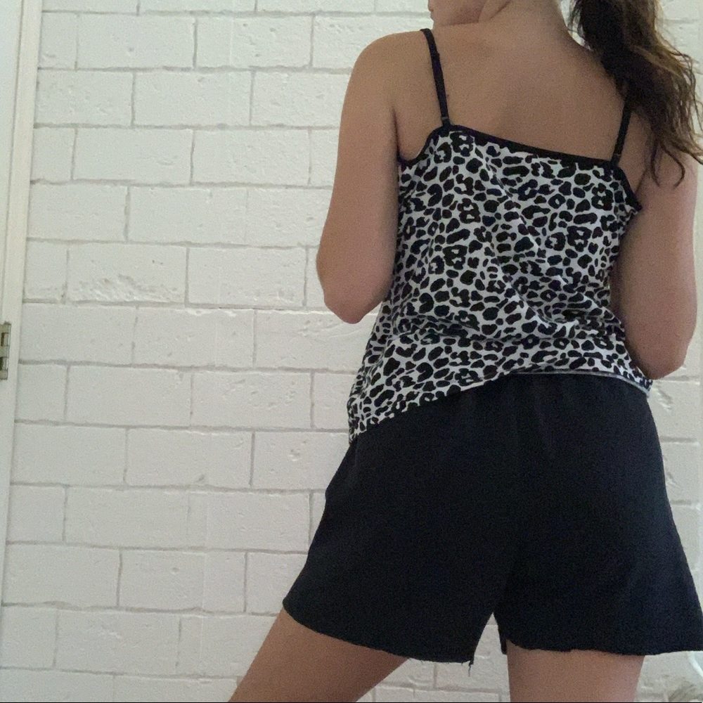 leopard print cami 🐆 - Picture 4 of 4